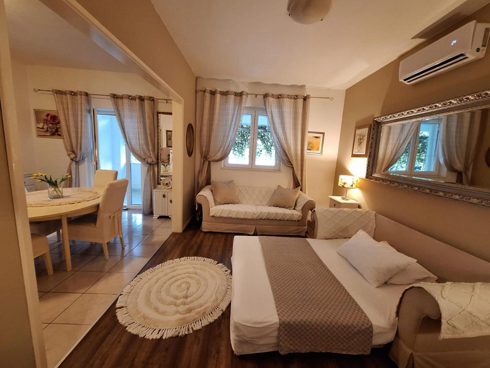20 Meters From The Beach 耶塞尼采 外观 照片